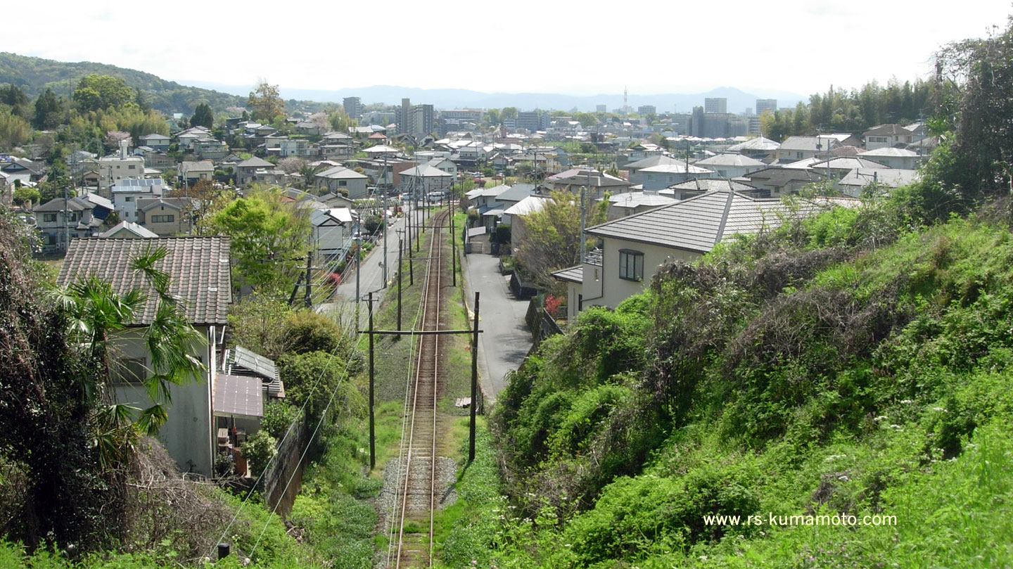 中央区津浦町付近の熊本電鉄軌道　2016年3月撮影